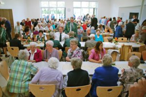 Gründonnerstag: Tischabendmahl im Gemeindehaus,